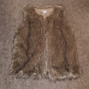 Fur vest